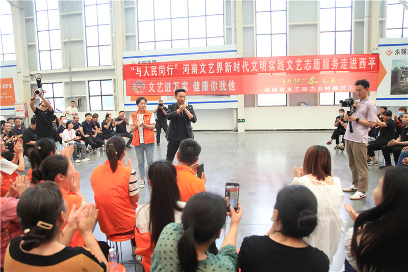 河南永浩戶外用品有限公司文藝小分隊 (3).jpg